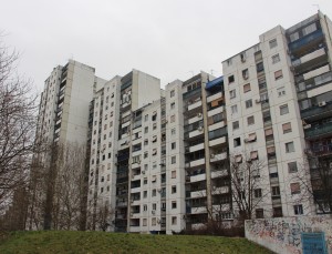 Zgrada-na-Novom-Beogradu-u-kojoj-se-nalazi-stan-koji-je-Zlatibor-Lončar-kupio-od-zemunskog-klana