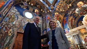 Foto Srđan Ilić - Tomislav i Dragica Nikolić u crkvi u Bajčetini