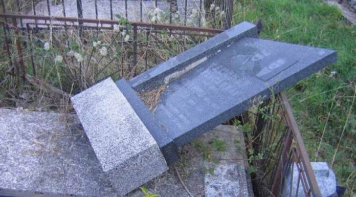 Čas istorije na groblju u Peći