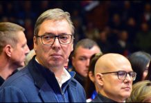 Umislio da je Napoleon: Vučić menja Zakon o vojsci, hoće da komanduje