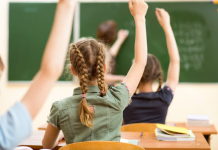 IMA LI NAŠE OBRAZOVANJE DNO? Za đake su Toplica Milan i Bosiljčić Ivan – vitezovi!