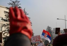 Godinu dana od prvog odavanja pošte nastradalima u Novom Sadu: Više od 1.000 minuta tišine